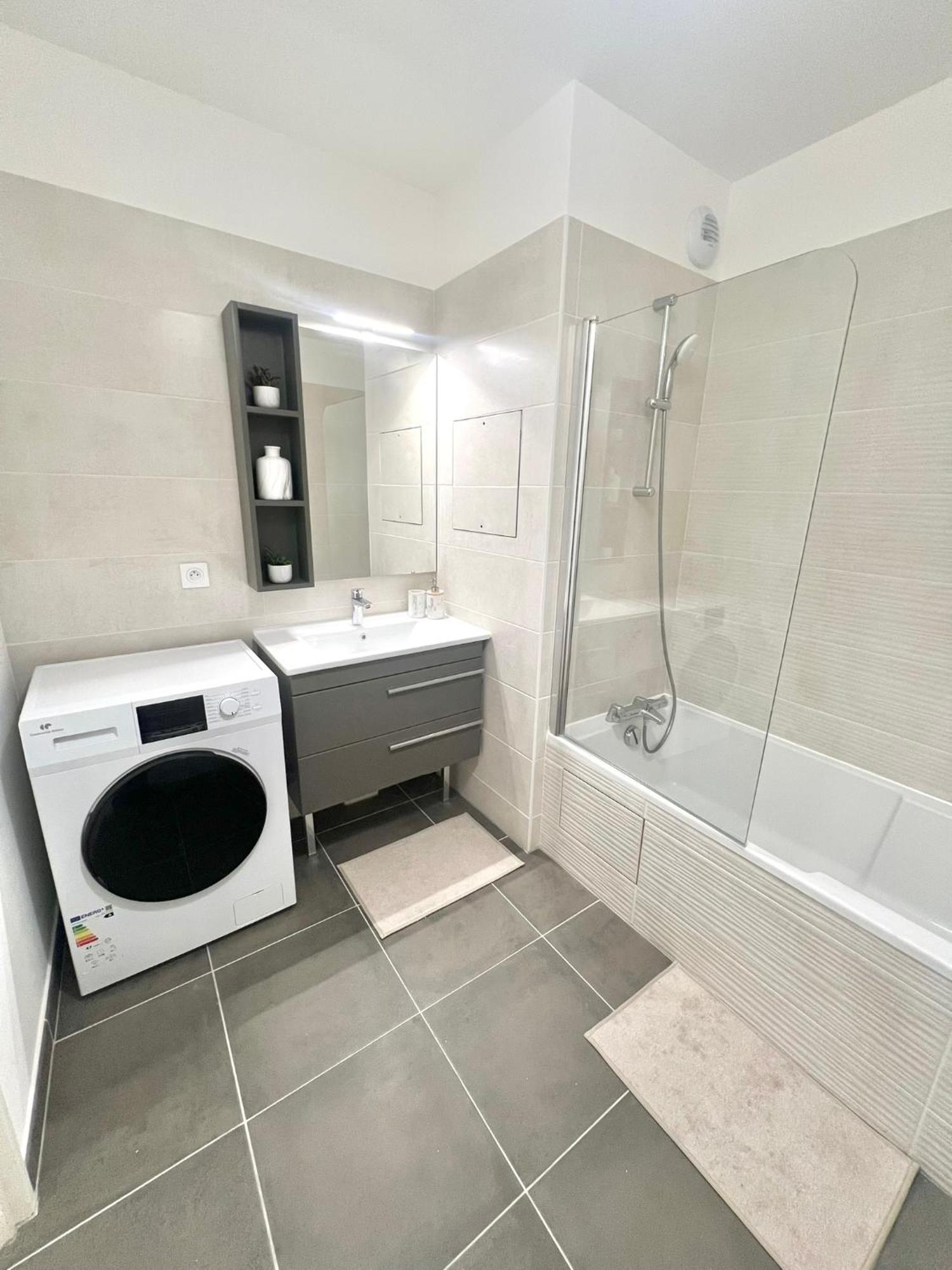 Appartement Neuf Et Spacieux Clichy Zewnętrze zdjęcie
