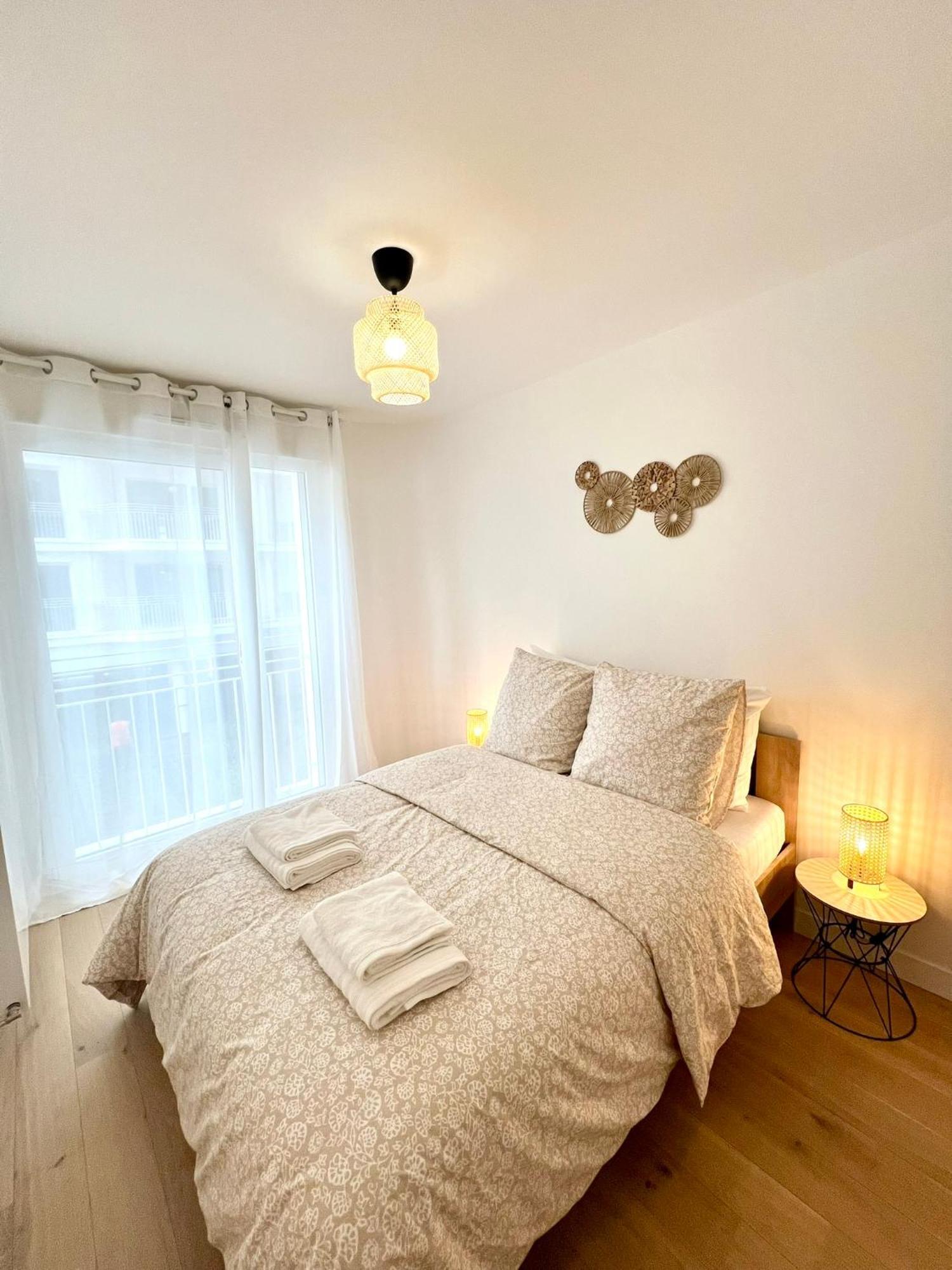 Appartement Neuf Et Spacieux Clichy Zewnętrze zdjęcie